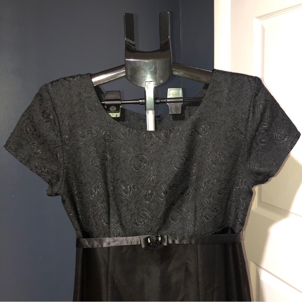 Formal Fashions Made In USA black dress size 8